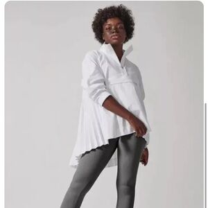 NWT Athleta Sojourn Top